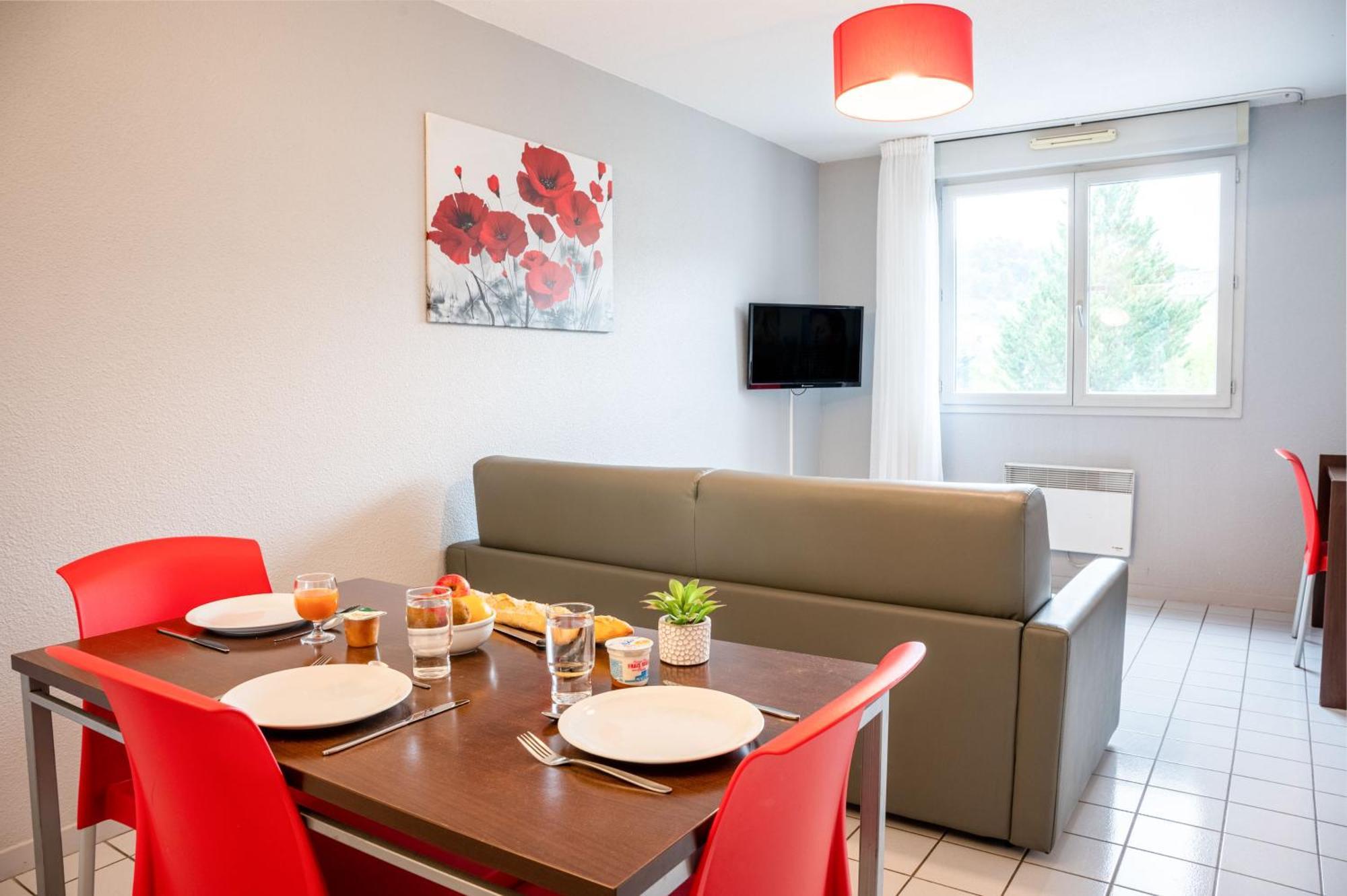 Comfort Aparthotel Besancon La City Εξωτερικό φωτογραφία