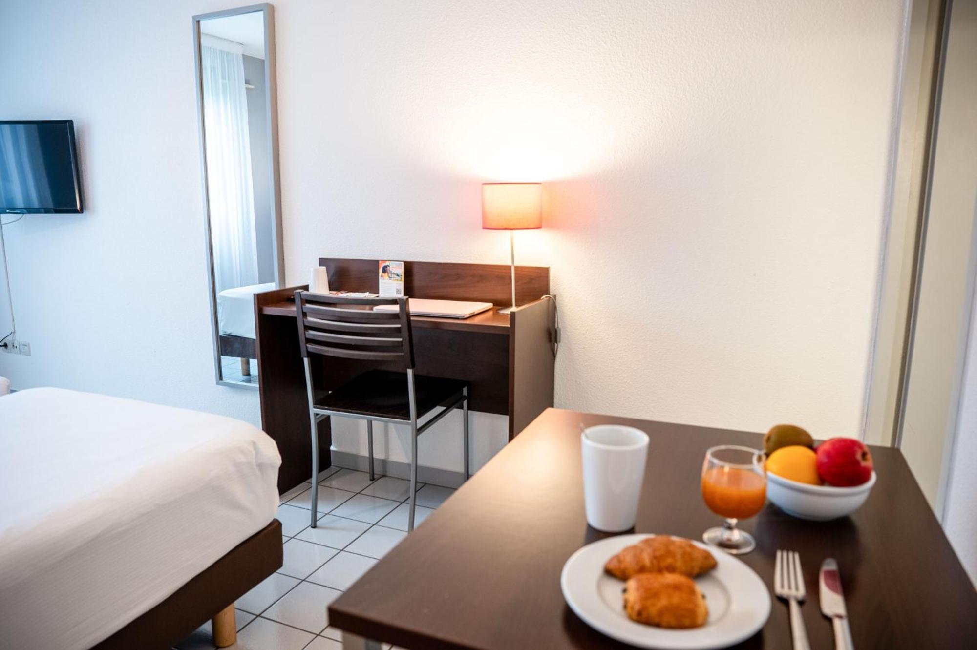 Comfort Aparthotel Besancon La City Εξωτερικό φωτογραφία